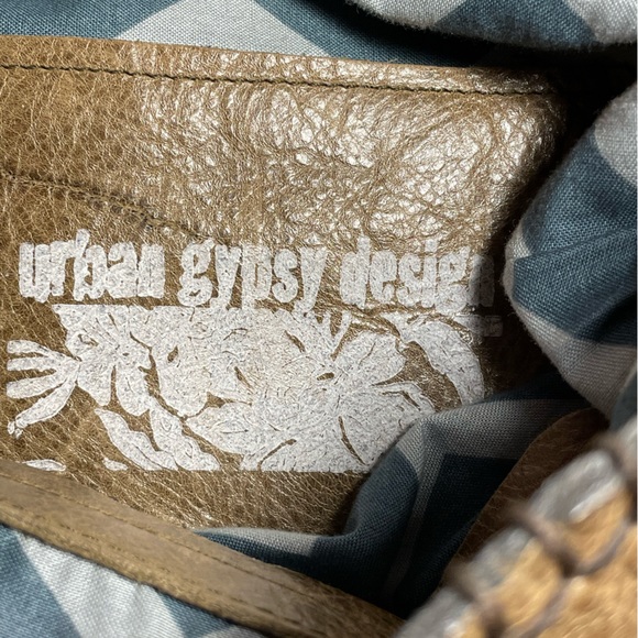 Gorgeous Urban Gypsy designs Leather boho shoulder crossbody handbag - Picture 9 of 11